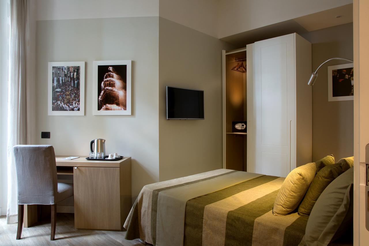 50 Suite Guesthouse Napoli Eksteriør bilde