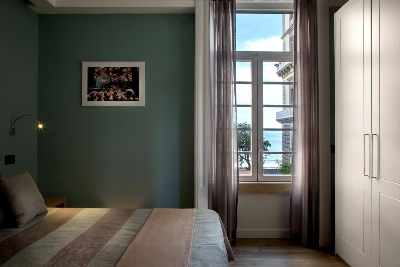 50 Suite Guesthouse Napoli Eksteriør bilde