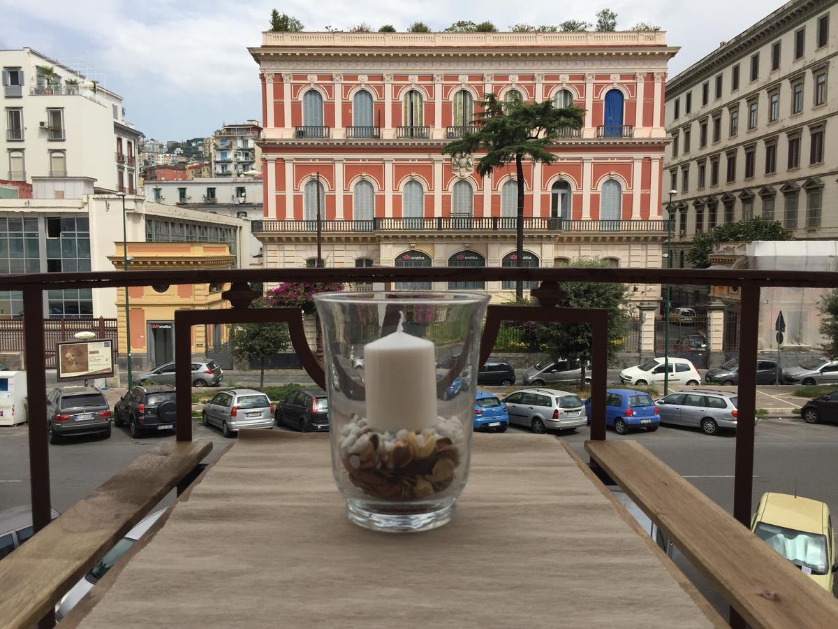 50 Suite Guesthouse Napoli Eksteriør bilde